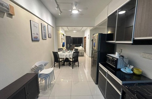 Taman Haji Zainal House | 100 m² House ∙ 3 bedrooms ∙ 11 guests