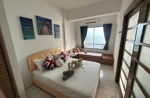 Taman Haji Zainal House | 100 m² House ∙ 1 bedroom ∙ 5 guests