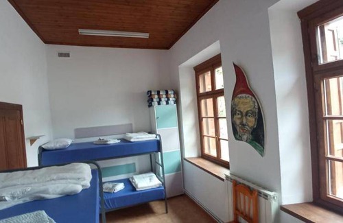 La Riera Hostel | 100 m² Hostel ∙ 3 bedrooms ∙ 18 guests