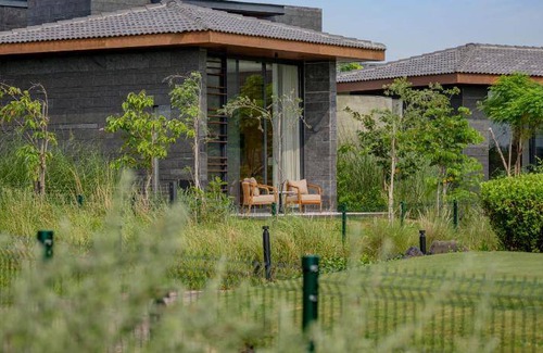 Sanand Hotel | 100 m² Hotel ∙ 2 bedrooms ∙ 4 guests