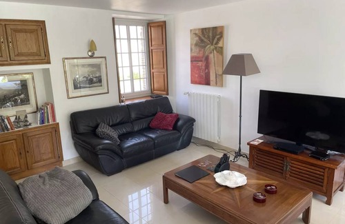 Cerisy-la-Foret House | 100 m² House ∙ 3 bedrooms ∙ 6 guests