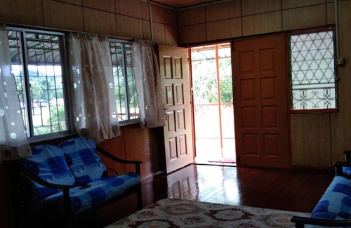 Sandakan House | 100 m² House ∙ 2 bedrooms ∙ 5 guests