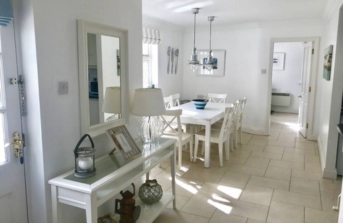 Bantry House | 100 m² House ∙ 2 bedrooms ∙ 4 guests