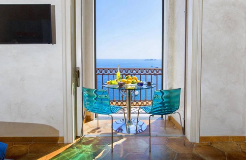 Positano House | 100 m² House ∙ 2 bedrooms ∙ 8 guests