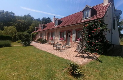 Cromac House | 100 m² House ∙ 2 bedrooms ∙ 4 guests