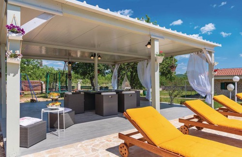 Unesic House | 100 m² House ∙ 2 bedrooms ∙ 6 guests