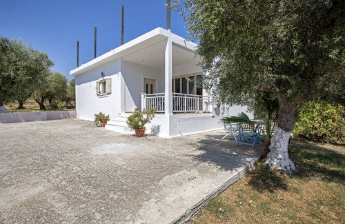 Agios Sostis House | 100 m² House ∙ 2 bedrooms ∙ 7 guests