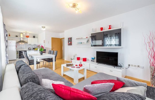Marceljani House | 100 m² House ∙ 3 bedrooms ∙ 8 guests