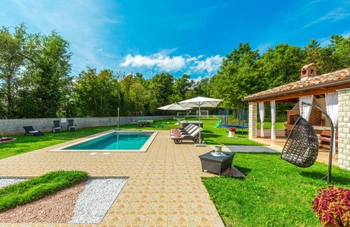 Marceljani House | 100 m² House ∙ 3 bedrooms ∙ 8 guests
