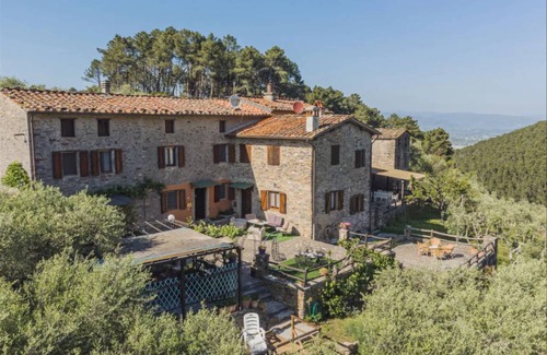 Vorno House | 100 m² House ∙ 3 bedrooms ∙ 6 guests