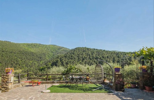 Vorno House | 100 m² House ∙ 3 bedrooms ∙ 6 guests