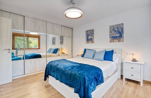 Macastre House | 100 m² House ∙ 3 bedrooms ∙ 9 guests