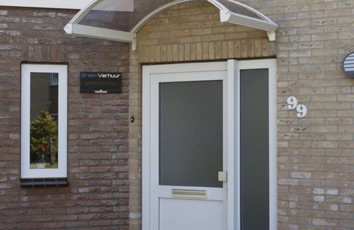 Ouddorp House | 100 m² House ∙ 3 bedrooms ∙ 6 guests