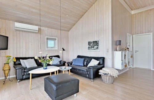 Lakolk House | 100 m² House ∙ 3 bedrooms ∙ 6 guests