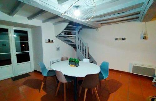Gratot House | 100 m² House ∙ 3 bedrooms ∙ 8 guests