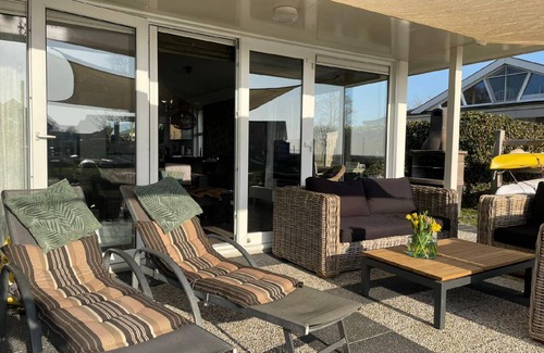 Makkum House | 100 m² House ∙ 3 bedrooms ∙ 5 guests