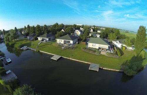 Makkum House | 100 m² House ∙ 3 bedrooms ∙ 5 guests