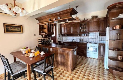 Vathy House | 100 m² House ∙ 3 bedrooms ∙ 6 guests