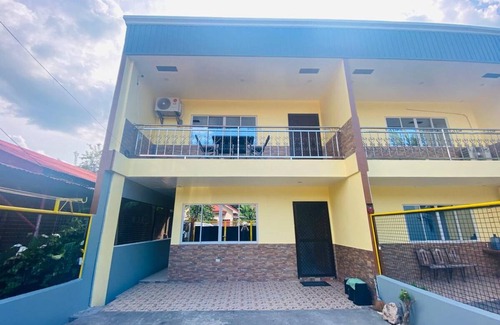 Cagayan de Oro House | 100 m² House ∙ 3 bedrooms ∙ 16 guests