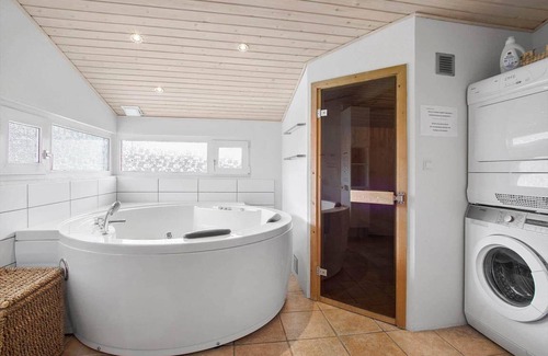 Lild Strand House | 100 m² House ∙ 3 bedrooms ∙ 8 guests