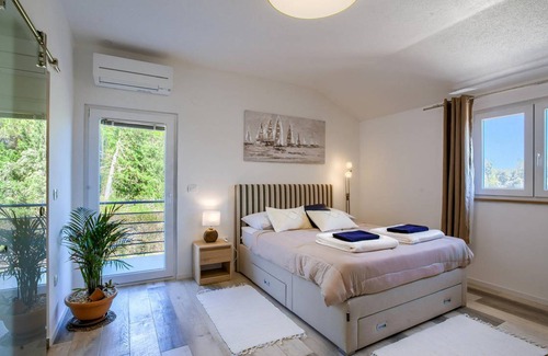 Sutomiscica House | 100 m² House ∙ 3 bedrooms ∙ 6 guests