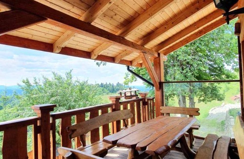 Ujsoy House | 100 m² House ∙ 3 bedrooms ∙ 15 guests