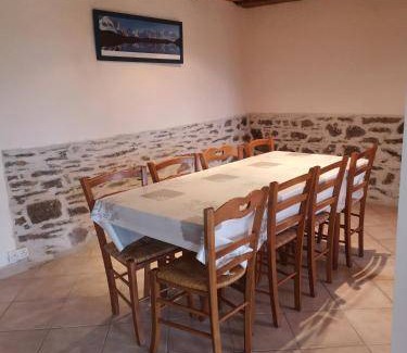 Ploermel House | 100 m² House ∙ 4 bedrooms ∙ 8 guests