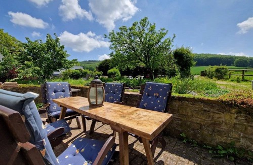 Witzenhausen House | 100 m² House ∙ 5 bedrooms ∙ 8 guests