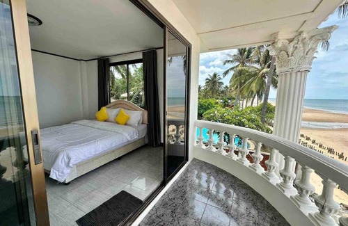 Bang Kao House | 100 m² House ∙ 5 bedrooms ∙ 15 guests