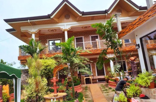 Dipolog House | 100 m² House ∙ 5 bedrooms ∙ 20 guests