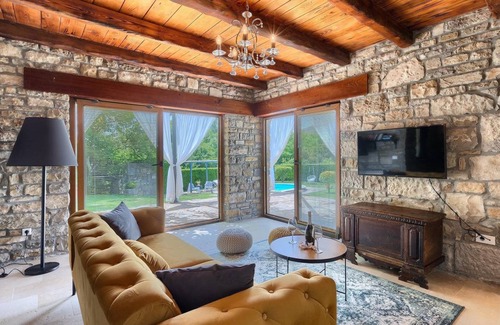 Buzet House | 100 m² Maisonette ∙ 2 bedrooms ∙ 5 guests