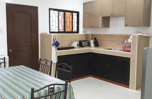 Puerto Princesa City Centre Apartment | 100 m² Apartment ∙ 2 bedrooms ∙ 15 guests
