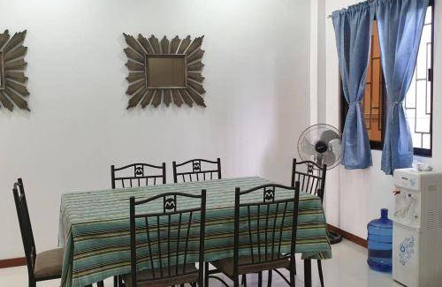 Puerto Princesa City Centre Apartment | 100 m² Apartment ∙ 2 bedrooms ∙ 15 guests