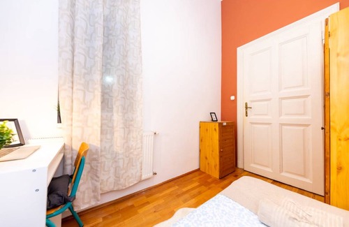 Erzsebetfalva Resort | 100 m² Private room ∙ 1 bedroom ∙ 1 guest