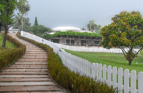 Suan Phueng Resort | 100 m² Resort ∙ 3 bedrooms ∙ 127 guests
