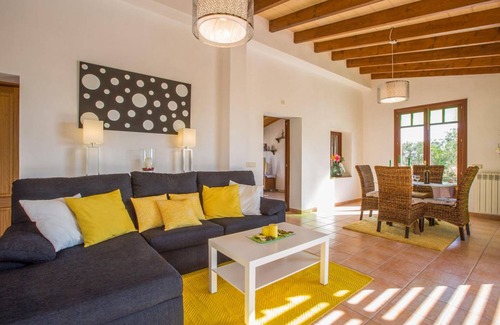 Algaida Villa | 100 m² Villa ∙ 2 bedrooms ∙ 4 guests