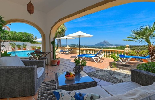 Trencall Villa | 100 m² Villa ∙ 2 bedrooms ∙ 4 guests