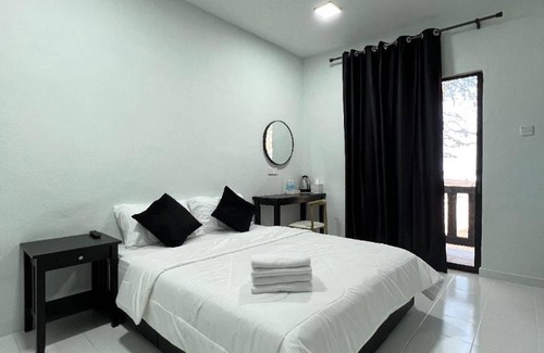 Kampung Telong Villa | 100 m² Villa ∙ 2 guests
