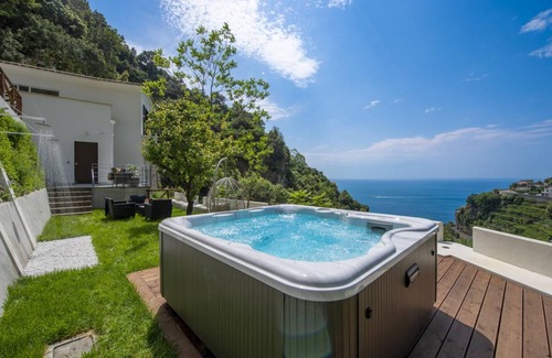 Pogerola Villa | 100 m² Villa ∙ 3 bedrooms ∙ 6 guests