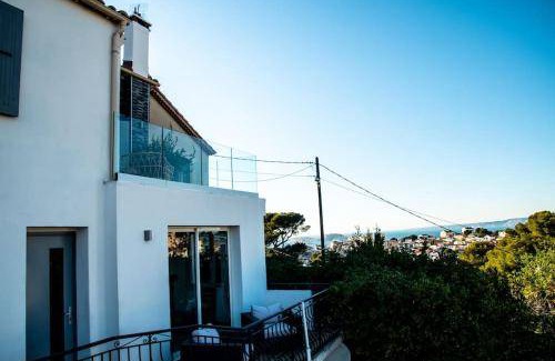 Roucas-Blanc Villa | 100 m² Villa ∙ 3 bedrooms ∙ 6 guests