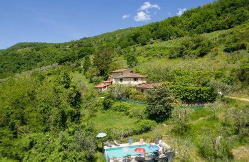 Pontassieve Villa | 100 m² Villa ∙ 3 bedrooms ∙ 6 guests