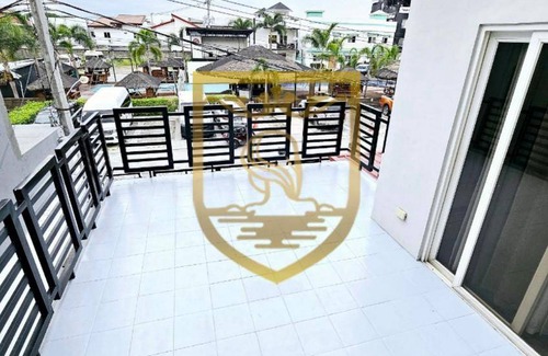 Angeles City Villa | 100 m² Villa ∙ 4 bedrooms ∙ 8 guests