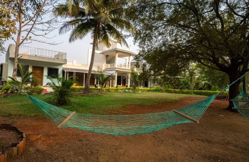 Alibaug Villa | 100 m² Villa ∙ 5 bedrooms ∙ 16 guests