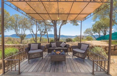 Porto-Vecchio Villa | 100 m² Villa ∙ 3 bedrooms ∙ 6 guests