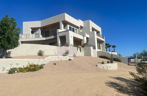Fountain Hills House | 100 mile views! 6000 sq ft 4-bedroom house, salt pool in fabulous Fountain Hills
