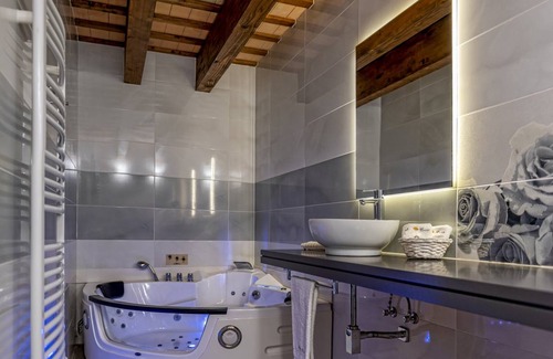 Cornella del Terri Villa | 1000 m² Villa ∙ 8 bedrooms ∙ 20 guests