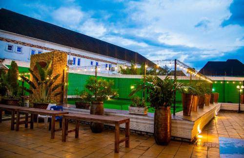 Igwuruta Hotel | 1000 m² Hotel ∙ 3 guests