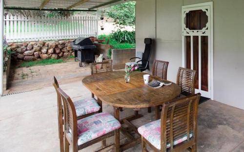 Hacketts Gully House | 1000 m² House ∙ 4 bedrooms ∙ 8 guests