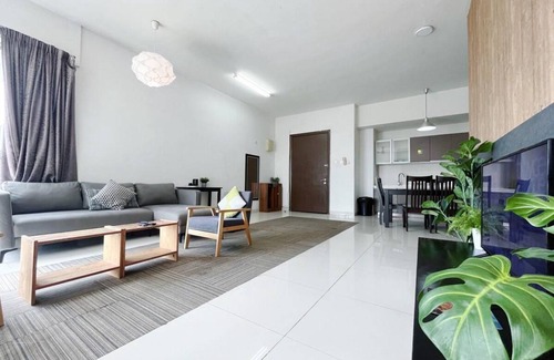 Chow Kit House | 1000 m² House ∙ 3 bedrooms ∙ 10 guests