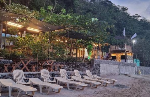 Nasugbu House | 1000 m² House ∙ 4 bedrooms ∙ 20 guests